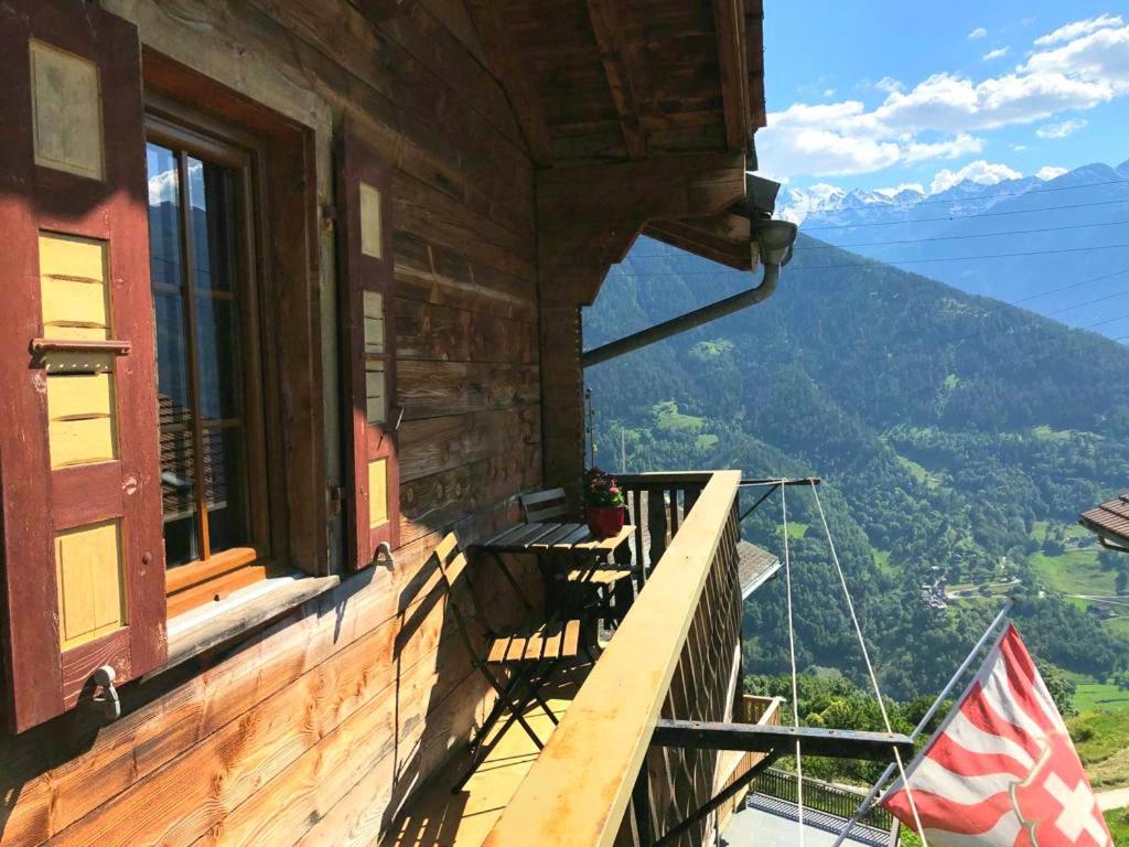 Appartement "Le Ver Luisant" A Saint-Martin, Val D'Herens, Valais Luaran gambar